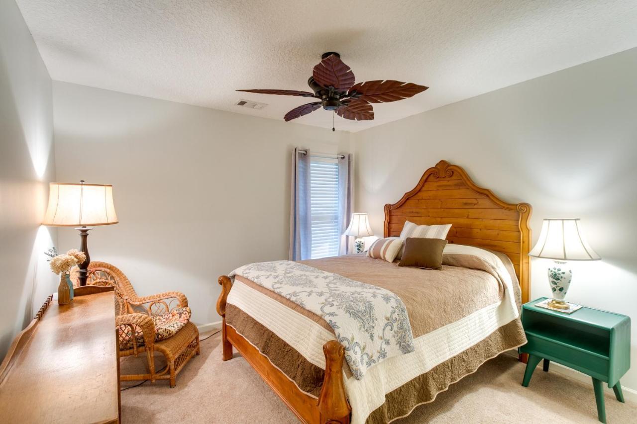 Pet-Friendly Darien Vacation Rental With Patio! Exterior photo