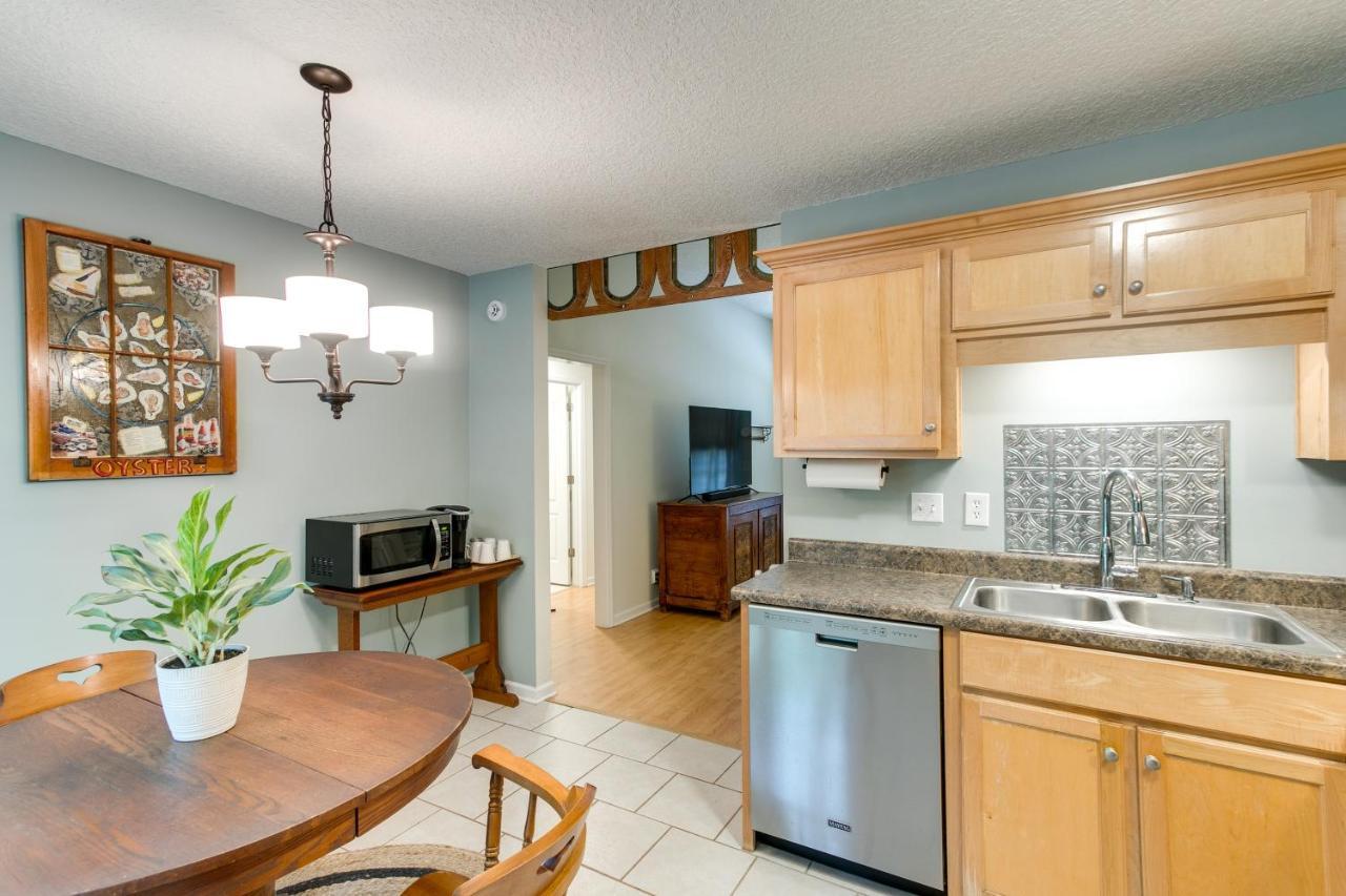 Pet-Friendly Darien Vacation Rental With Patio! Exterior photo