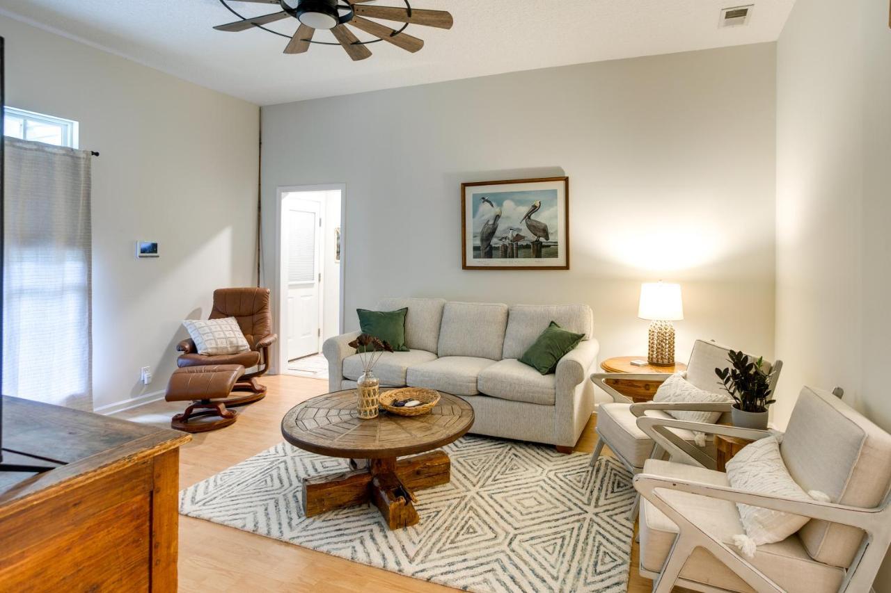 Pet-Friendly Darien Vacation Rental With Patio! Exterior photo