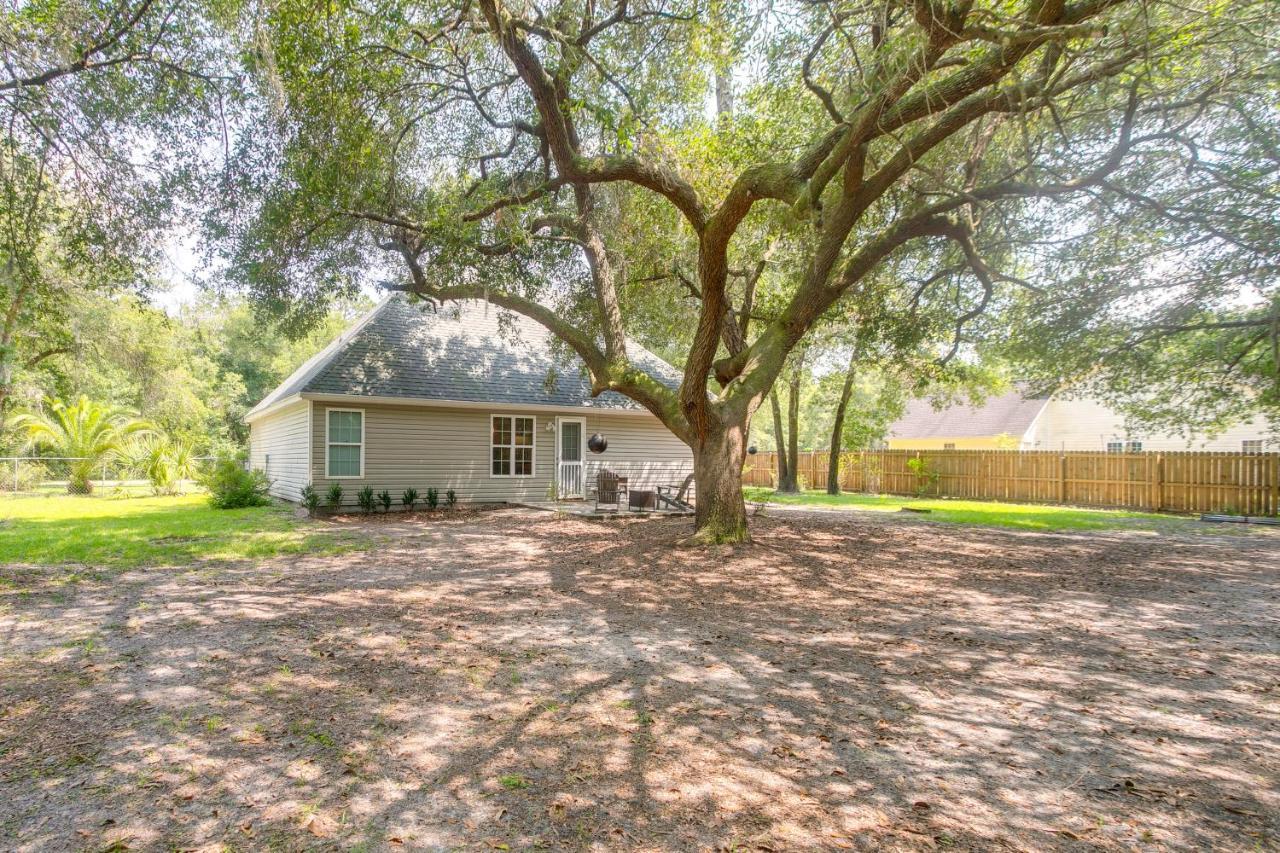 Pet-Friendly Darien Vacation Rental With Patio! Exterior photo