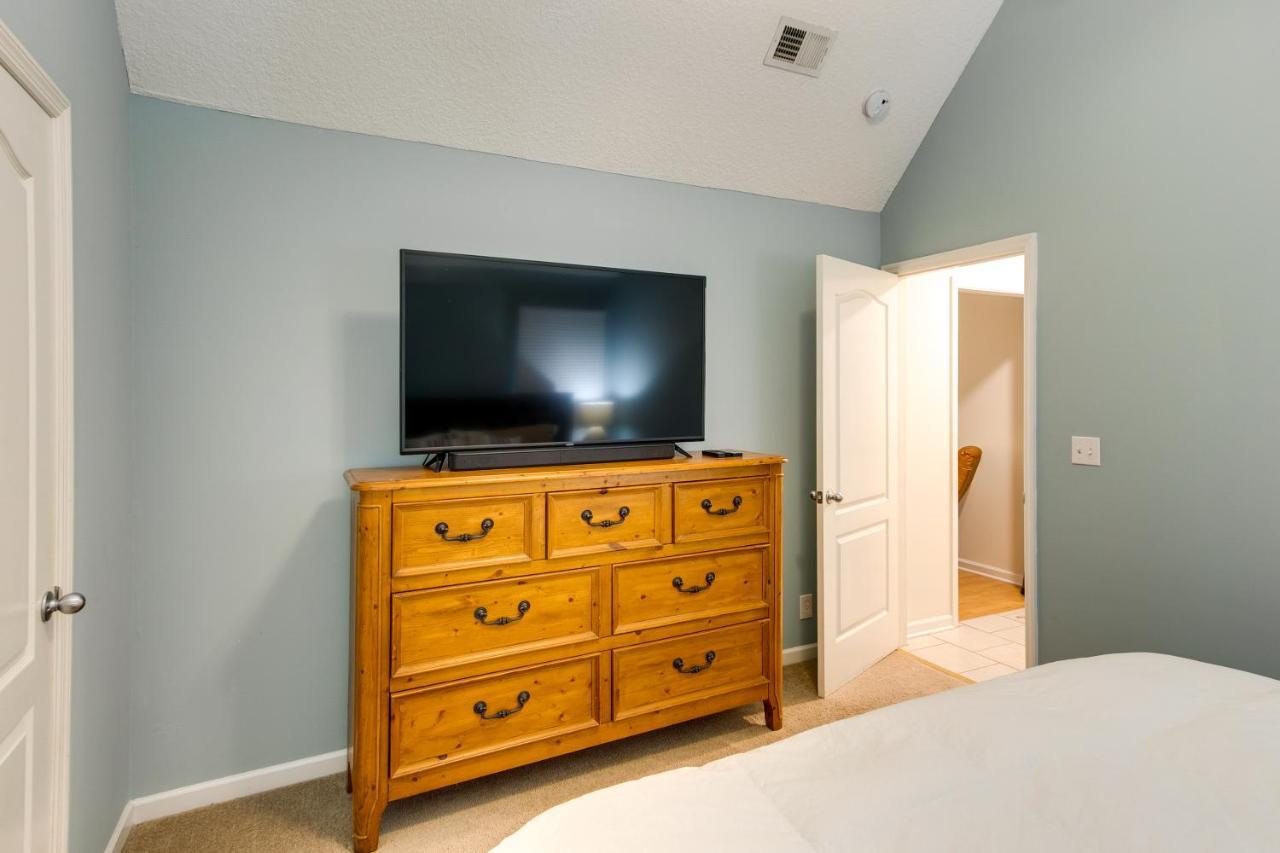 Pet-Friendly Darien Vacation Rental With Patio! Exterior photo